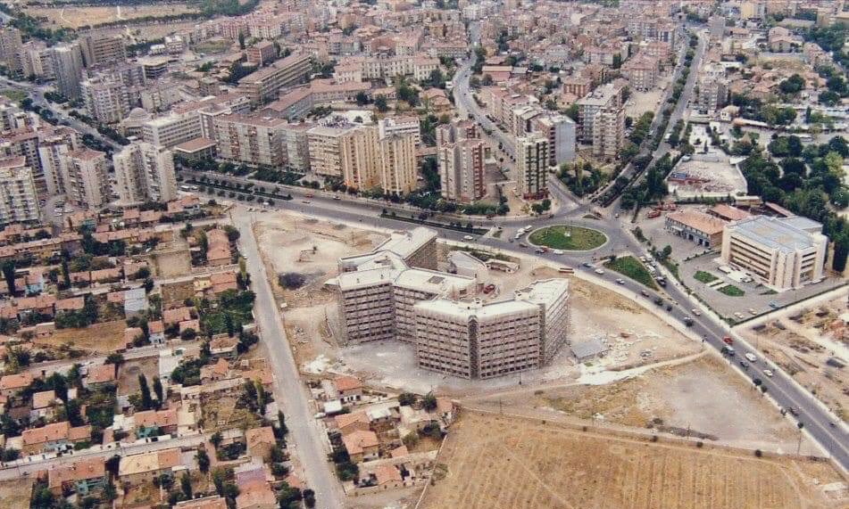 Konya Büyükşehir Belediyesi Binası ve Ticaret Odası