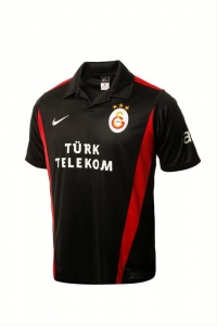 galatasaray_2012_sezon_formalari_4